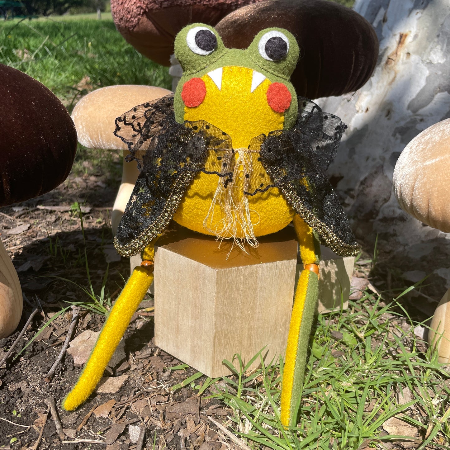 Vampire Frog Felt Dolls