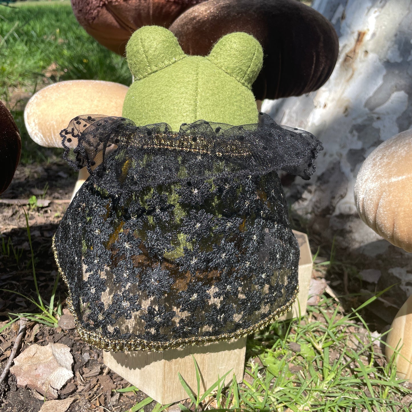 Vampire Frog Felt Dolls