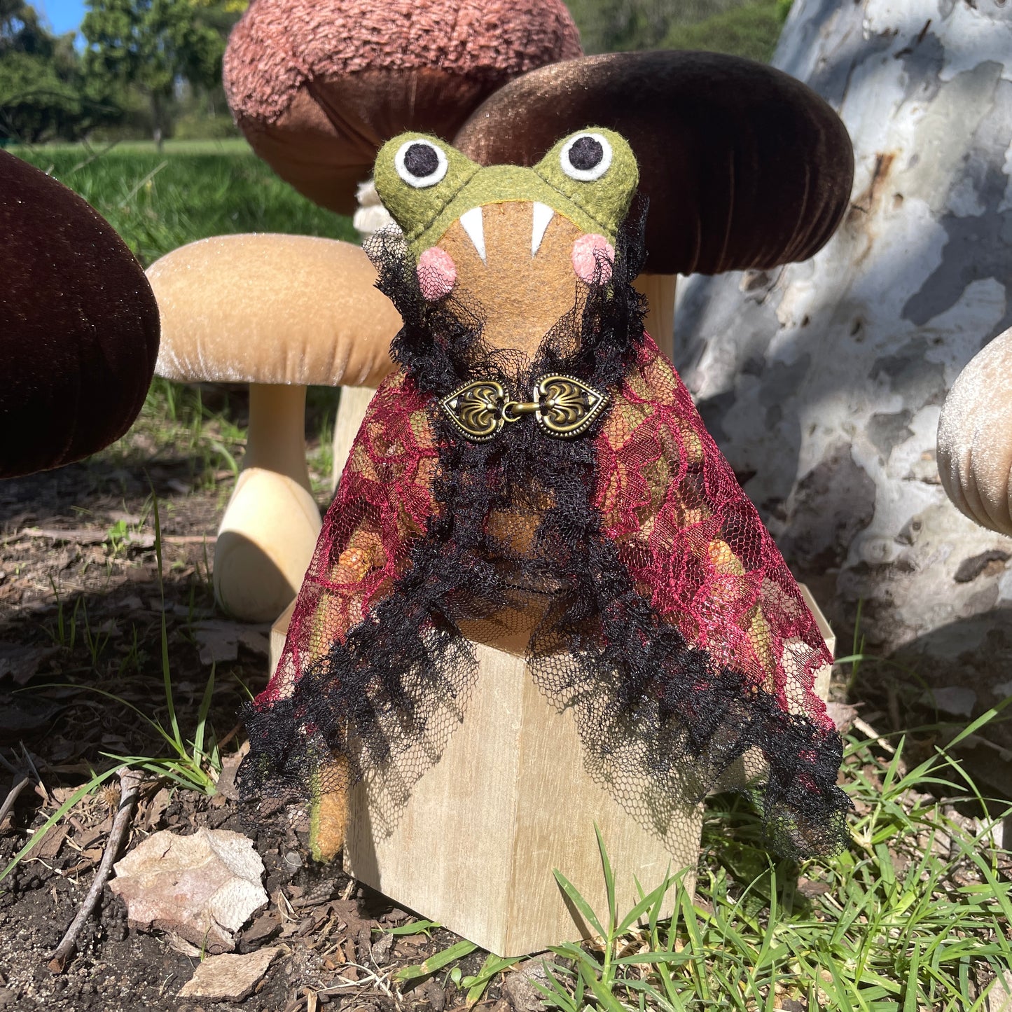 Vampire Frog Felt Dolls