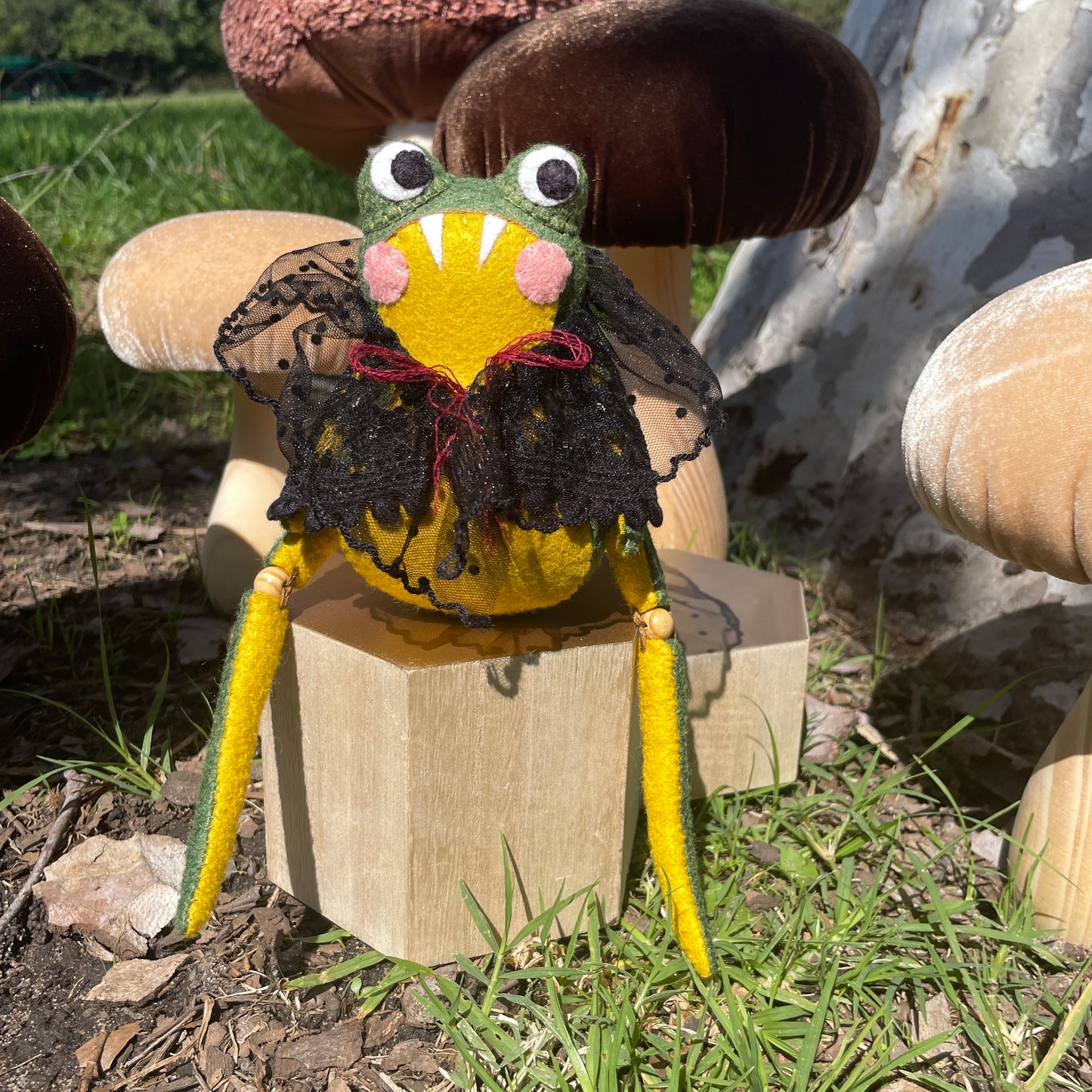 Vampire Frog Felt Dolls