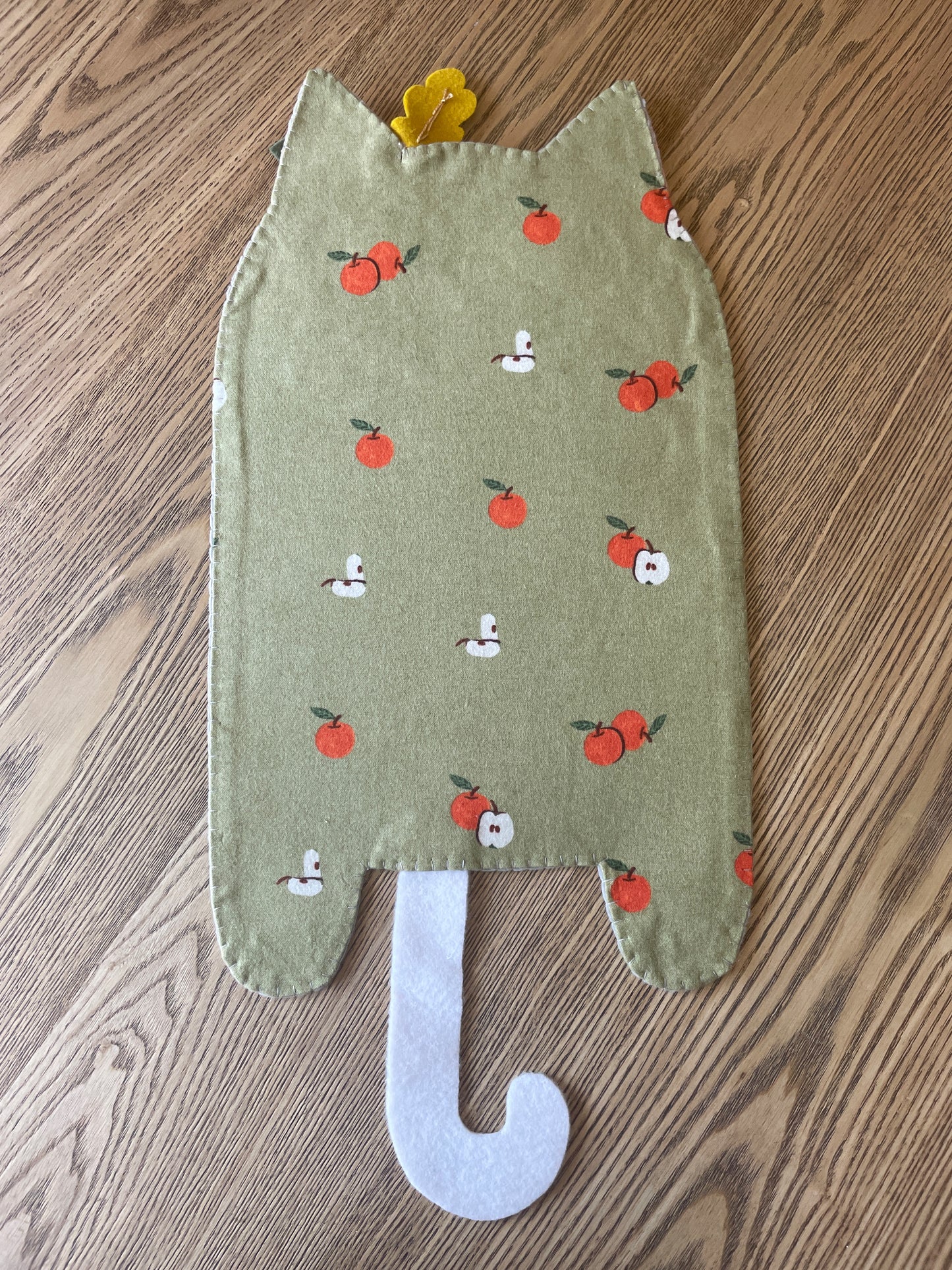Light Grey and White Cat Felt Pin Banners