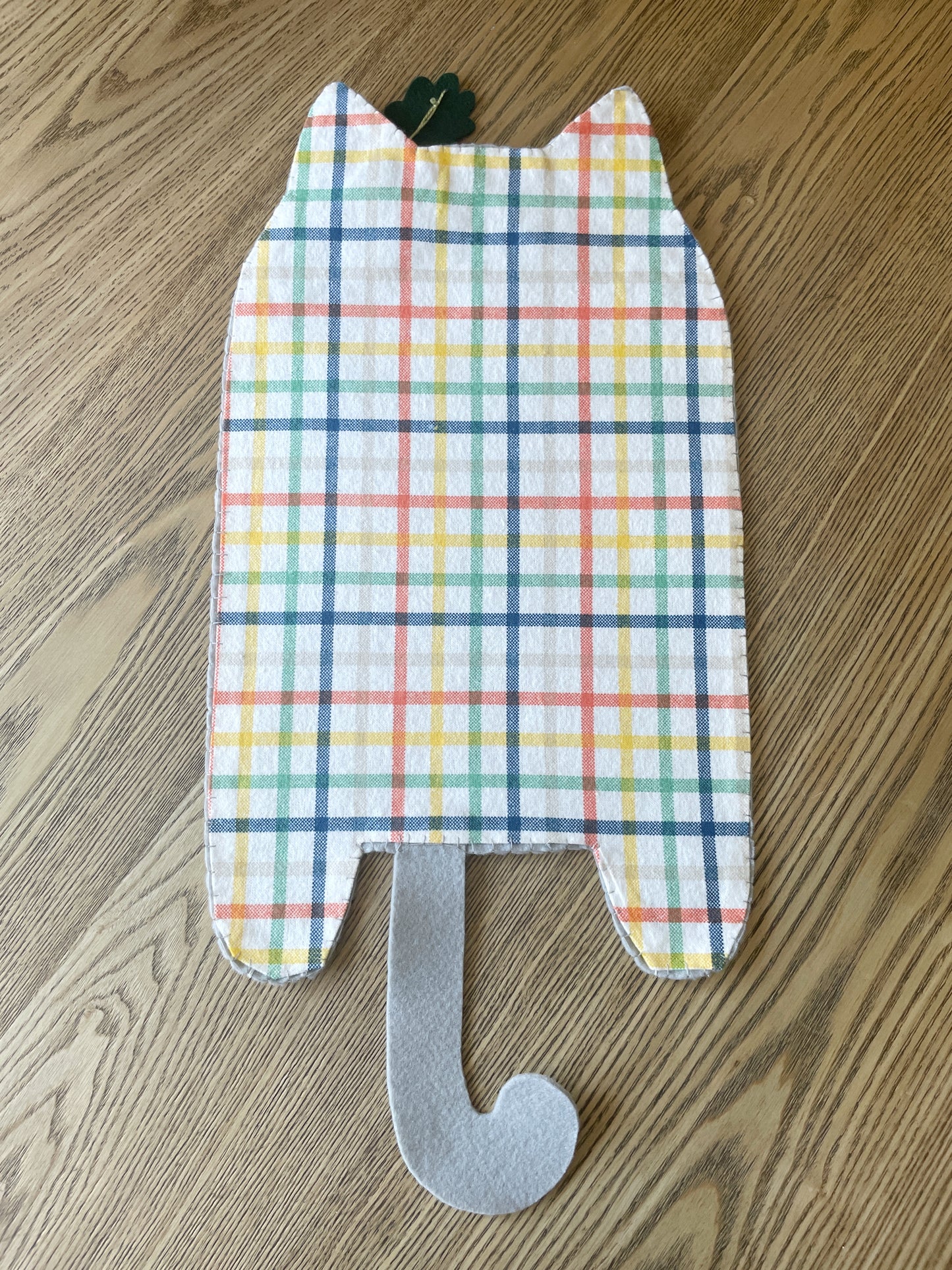 Light Grey and White Cat Felt Pin Banners