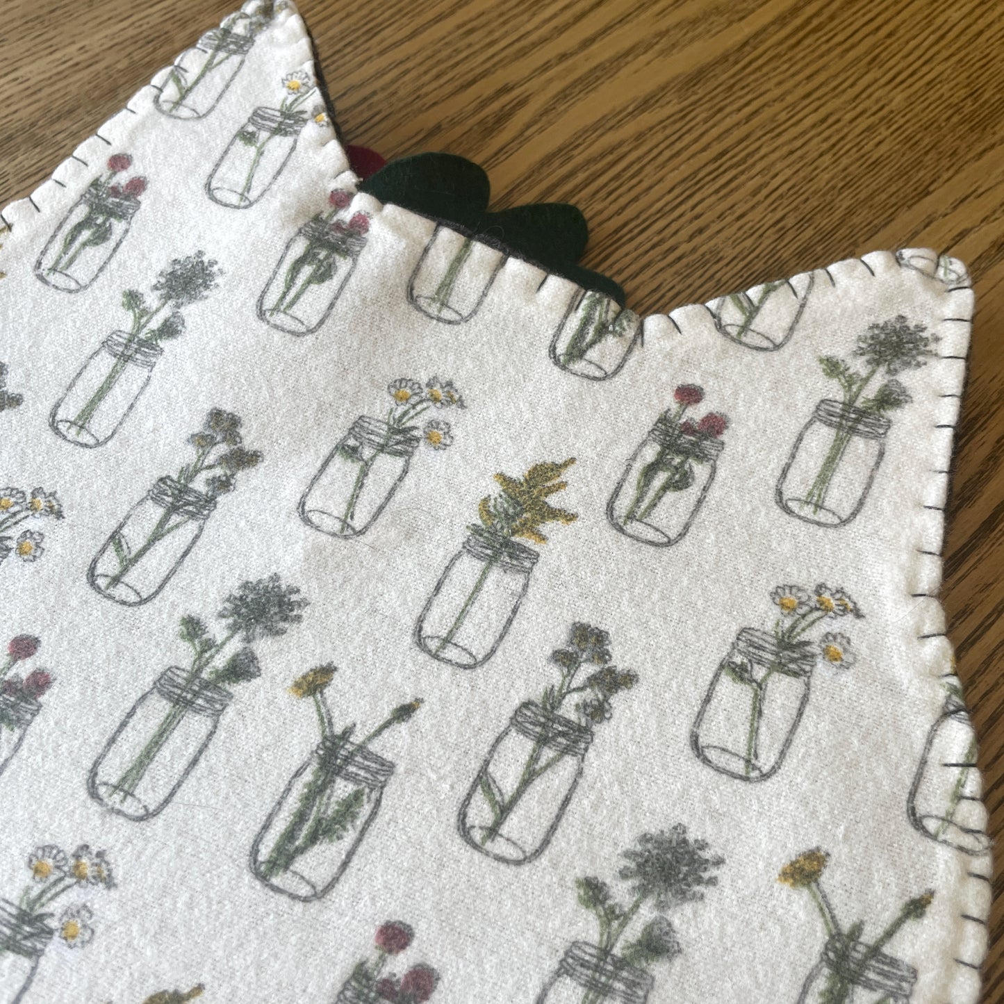 Charcoal Grey Cat Felt Pin Banners