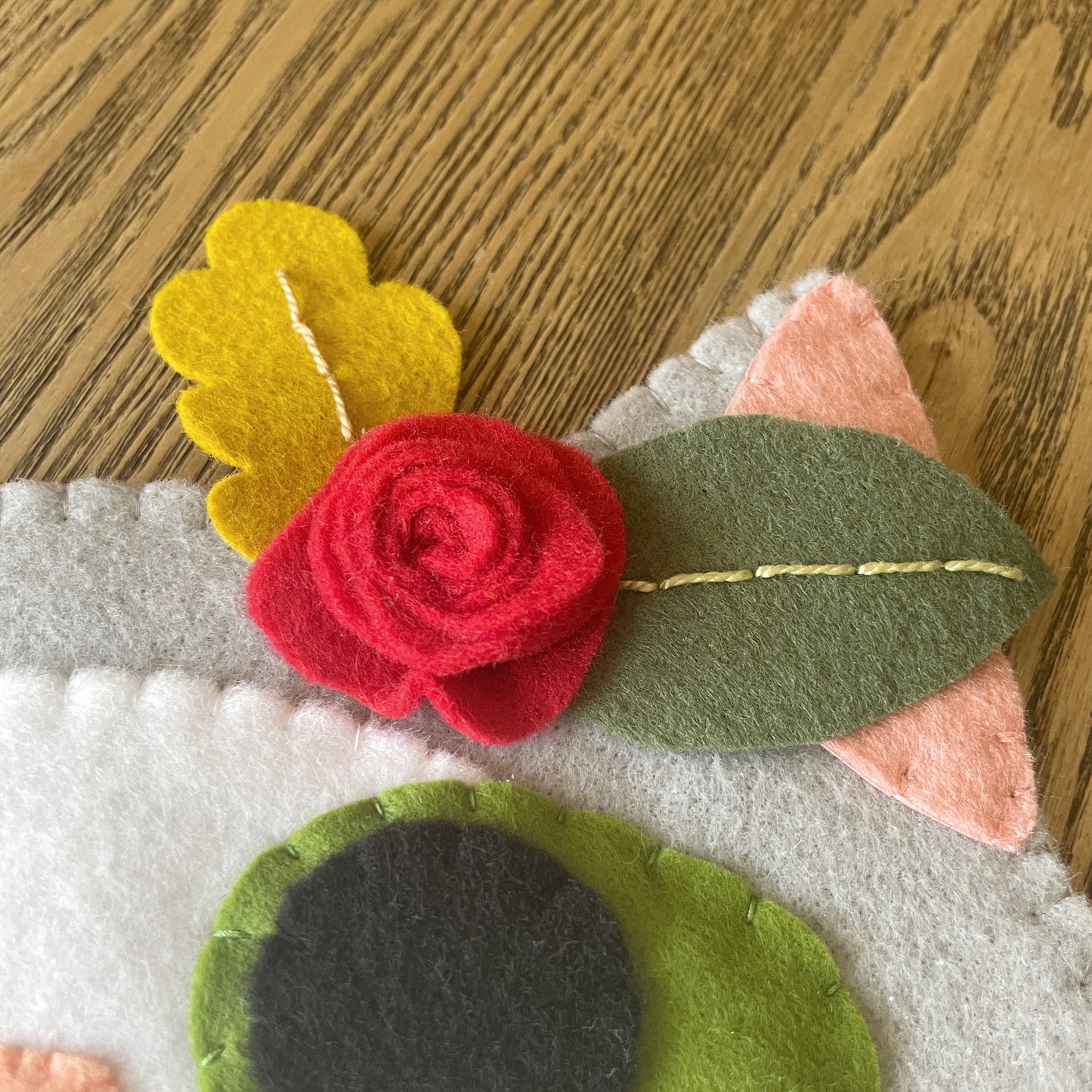 Light Grey and White Cat Felt Pin Banners