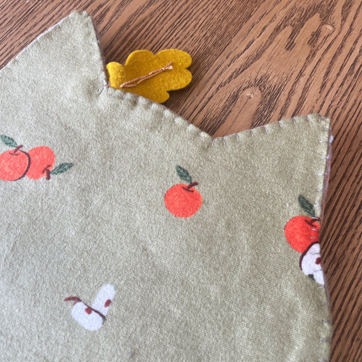 Light Grey and White Cat Felt Pin Banners