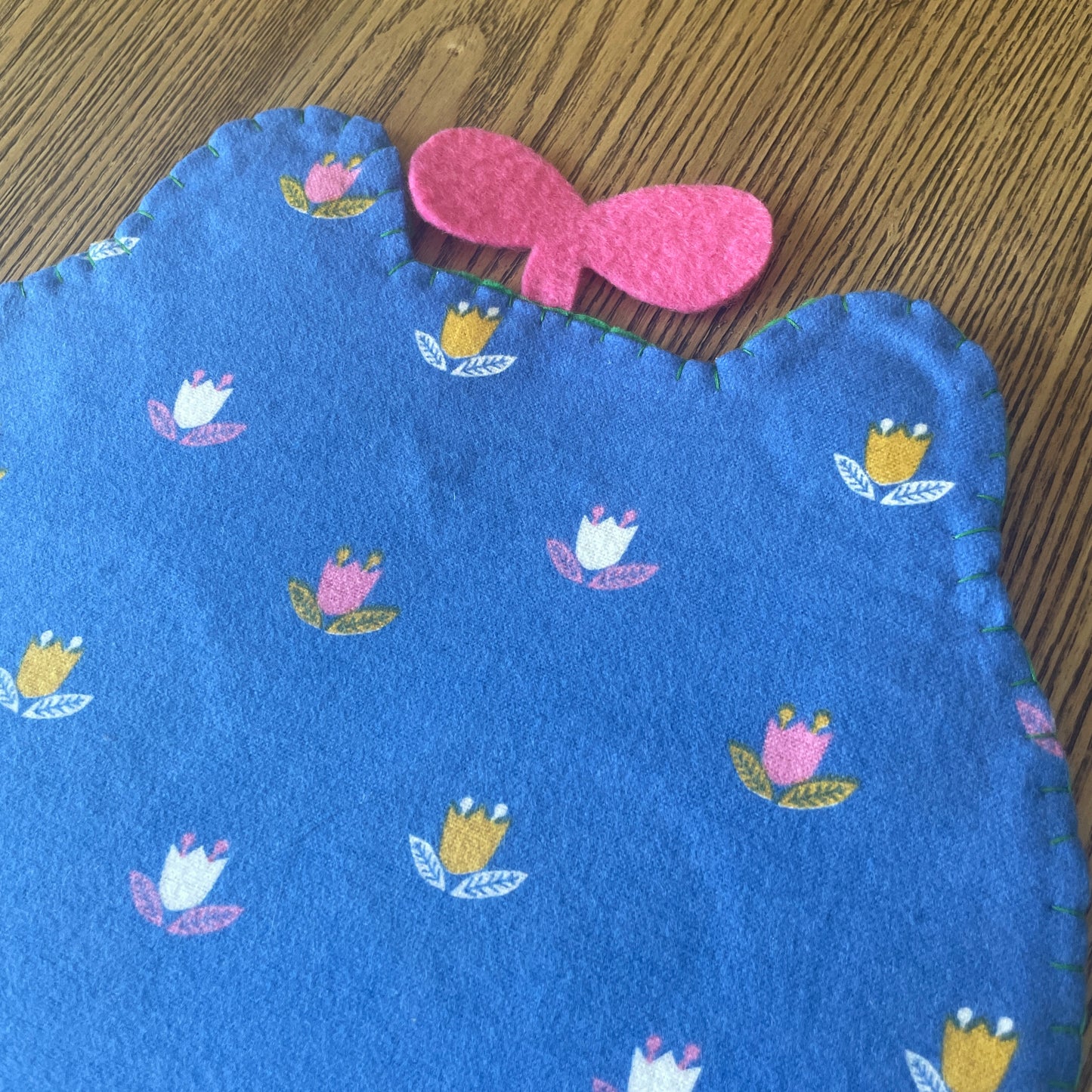 Bright Green Frog Felt Pin Banners