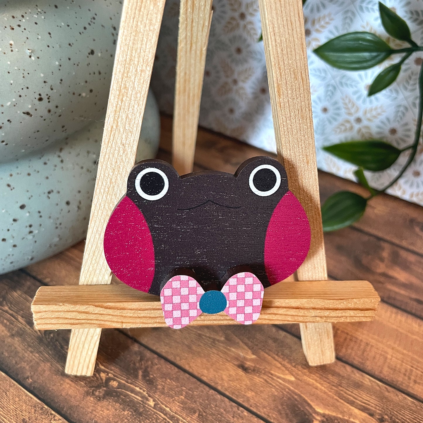 (Bows) Frog Dress-up Friends Pins