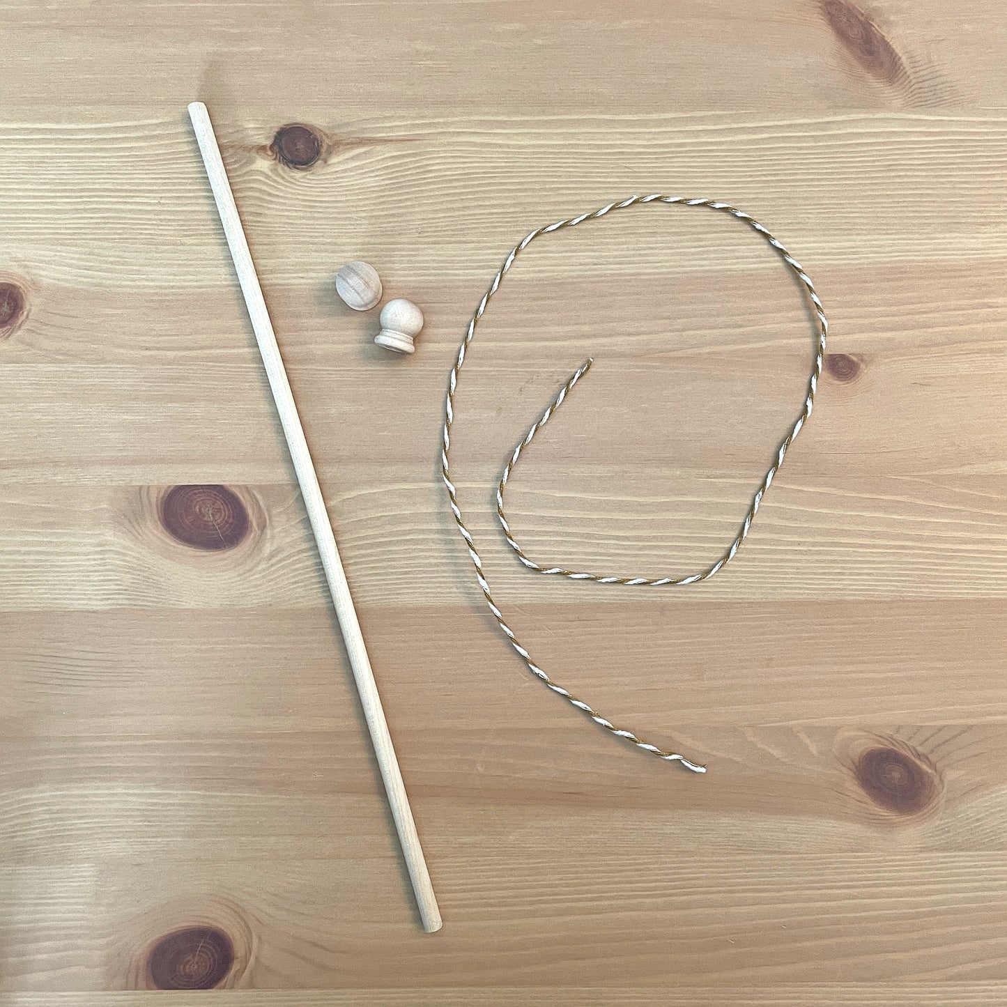 Bright Green Frog Felt Pin Banners