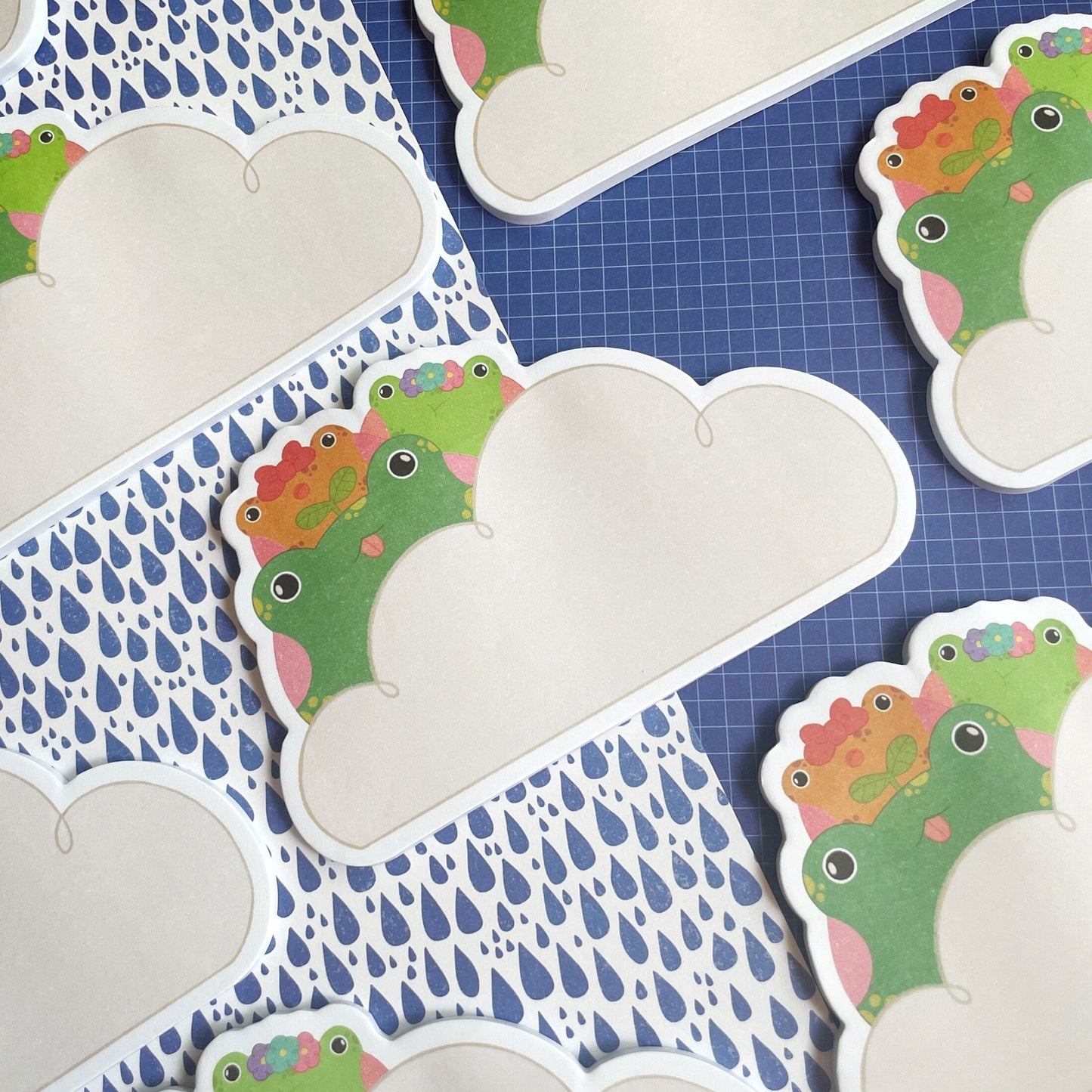 Die-cut Sticky Notes Grey Cat, Tabby Cat, Wizard Cat and Cloud Frogs