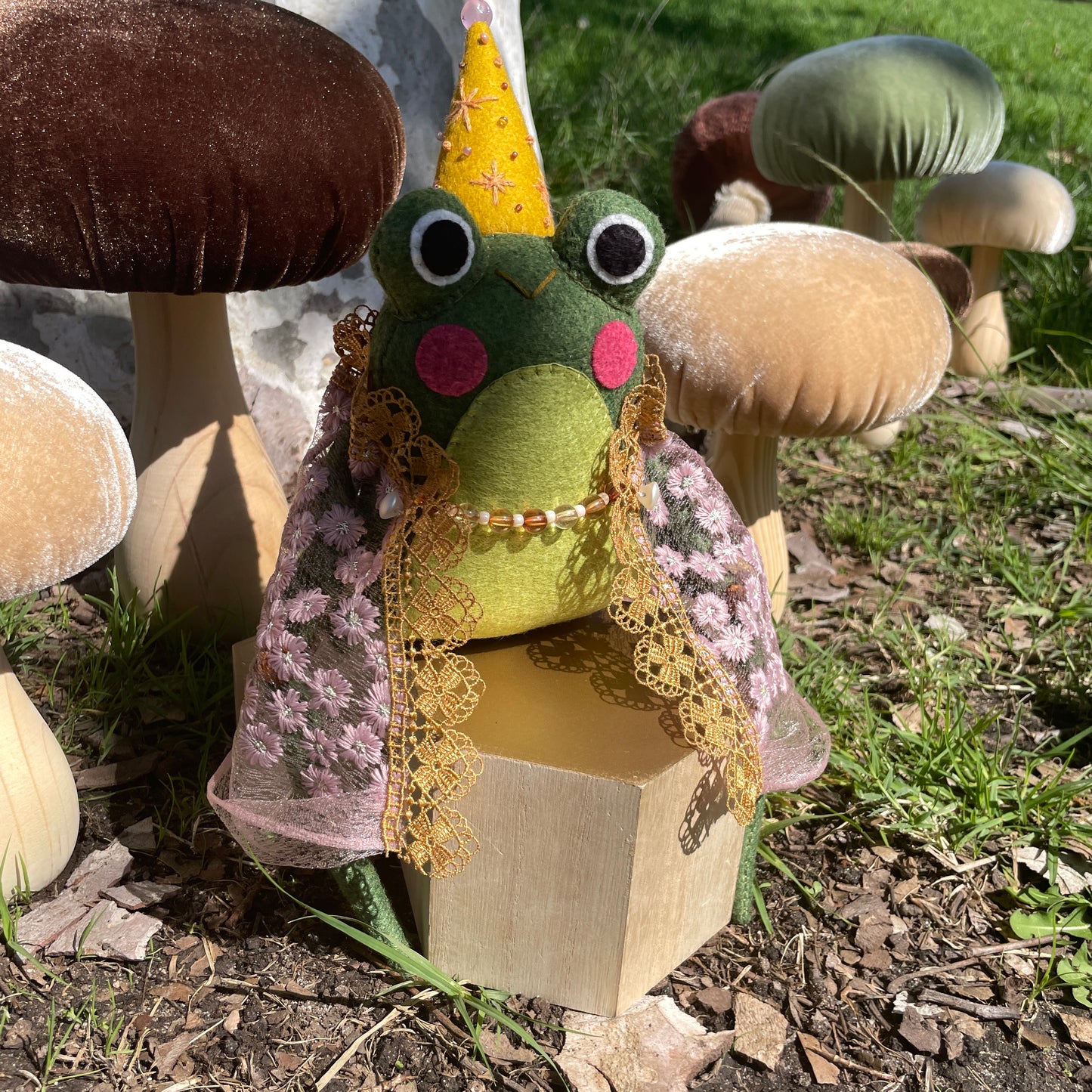 Wizard Frog Felt Dolls