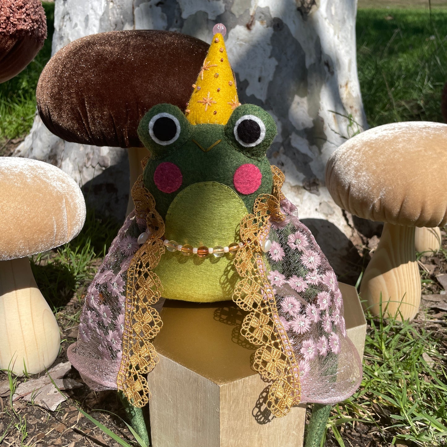 Wizard Frog Felt Dolls