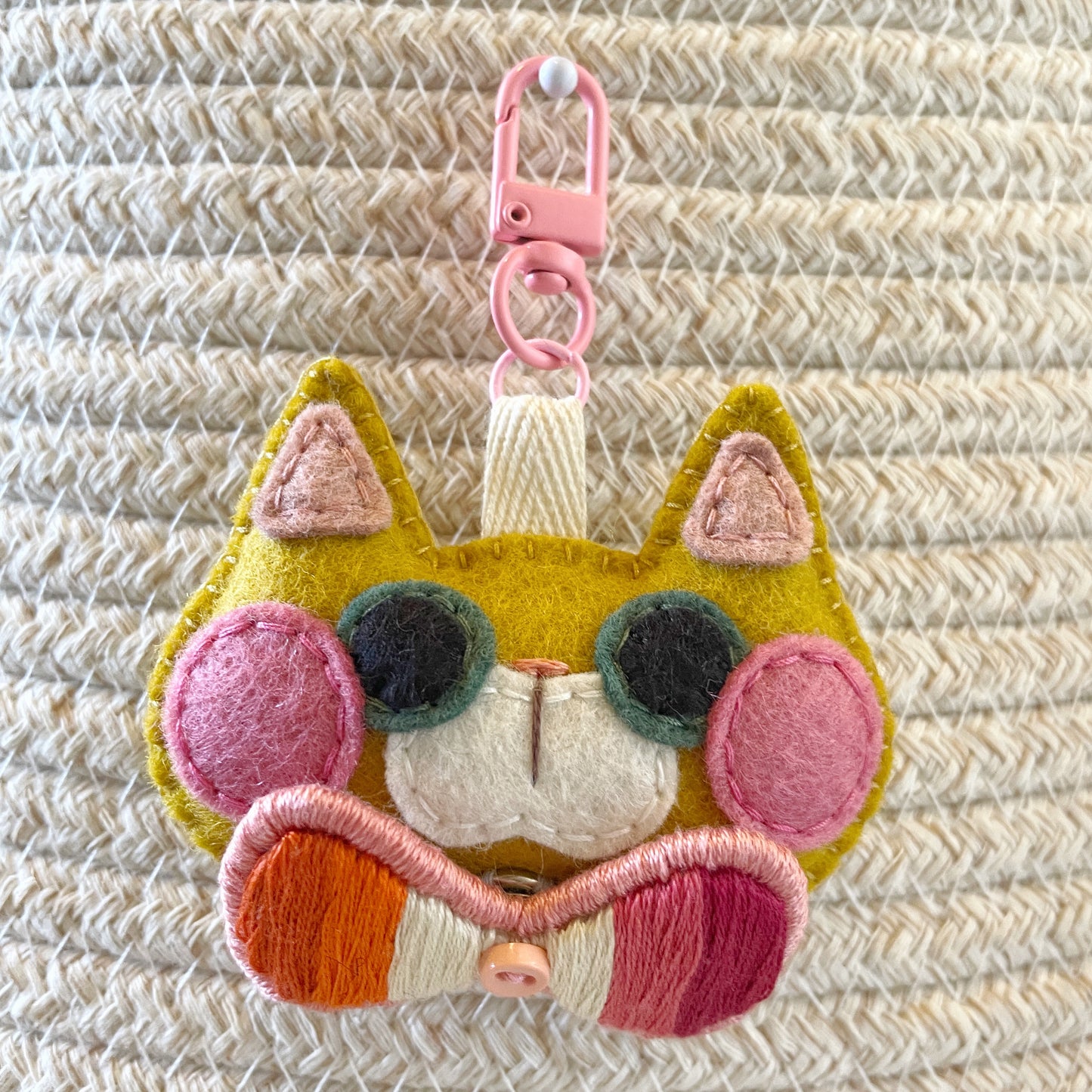 Pride Cat Felt Plush Keychain - Lesbian Flag