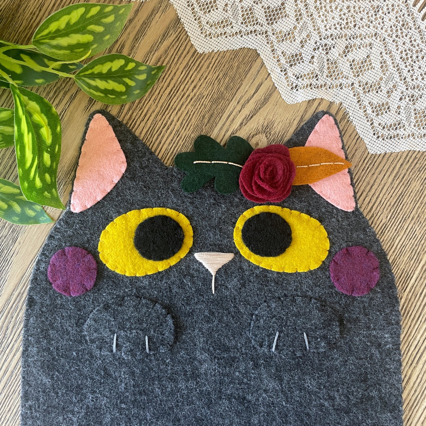 Charcoal Grey Cat Felt Pin Banners