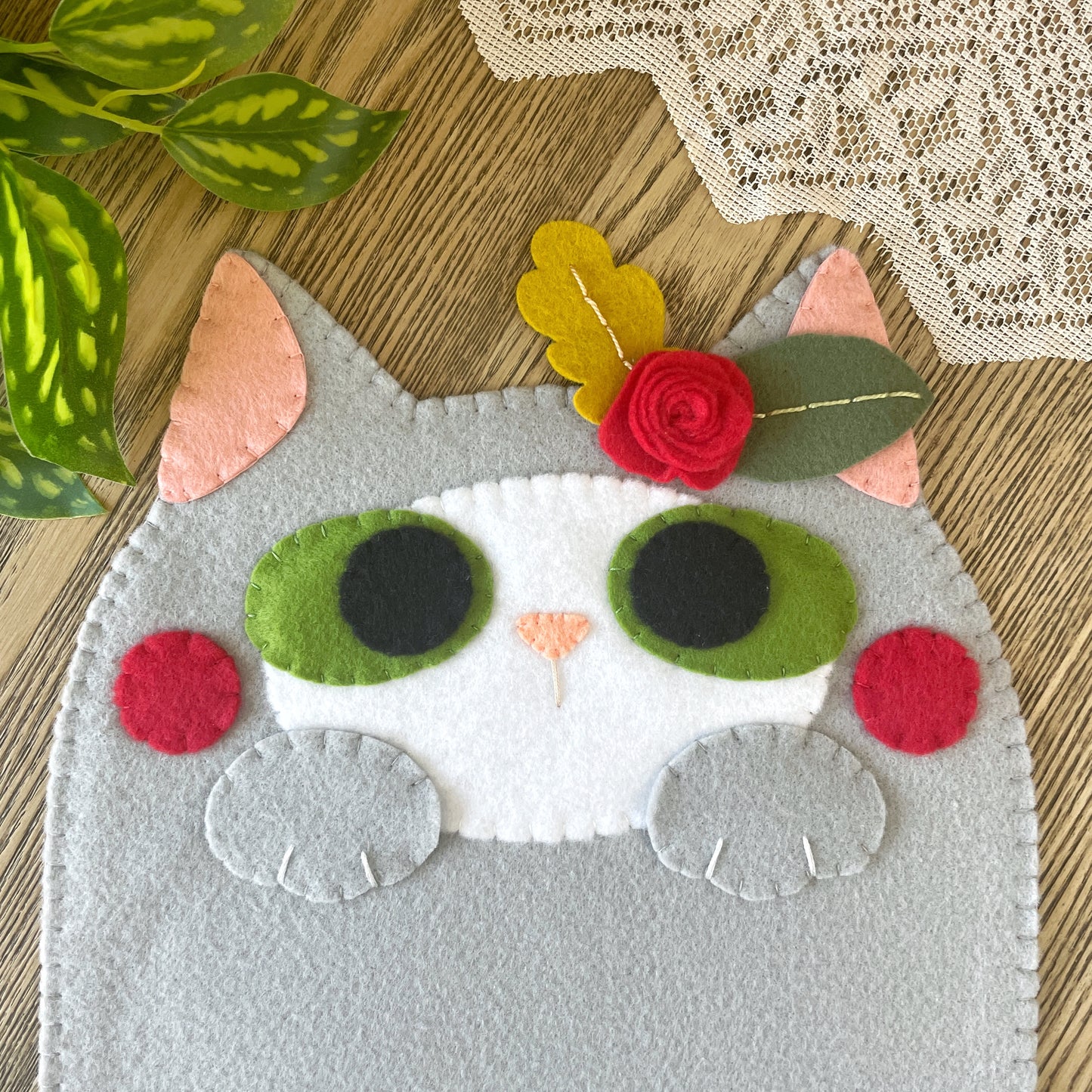Light Grey and White Cat Felt Pin Banners