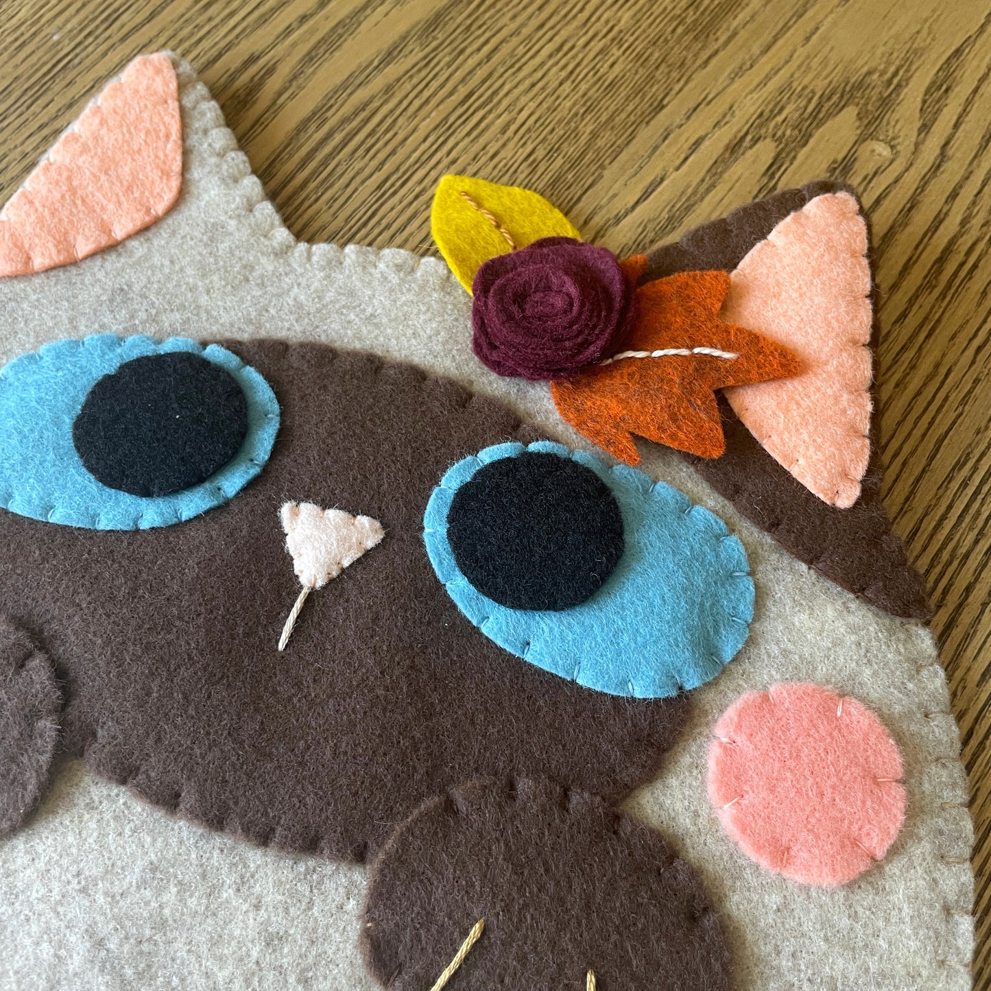 Siamese Cat Felt Pin Banner