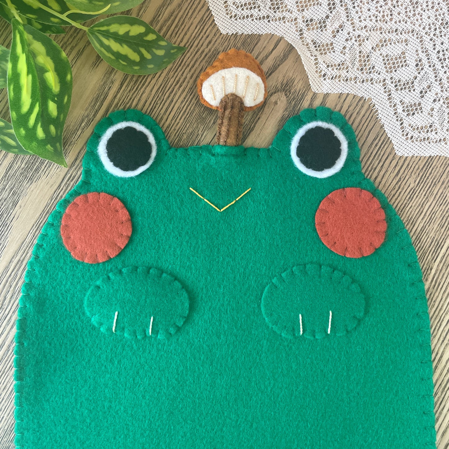 Green Frog Felt Pin Banners