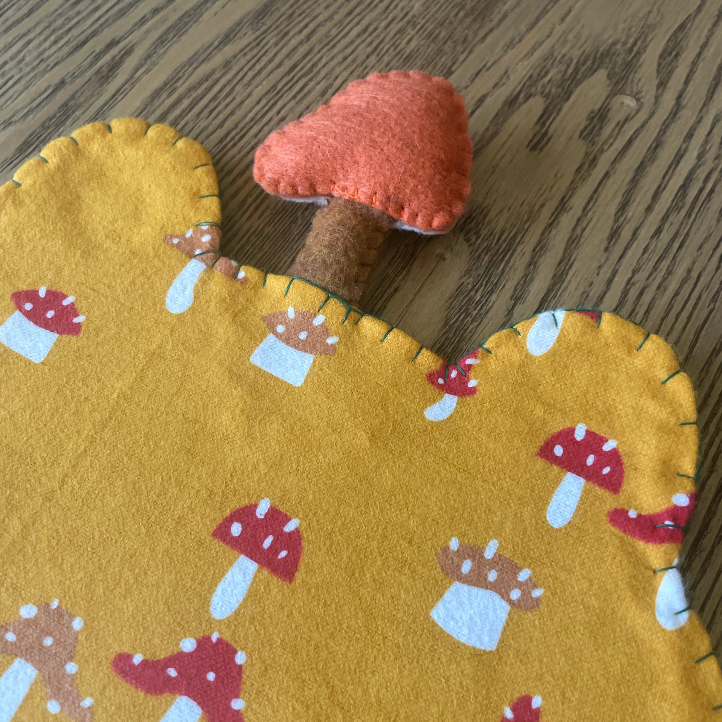 Green Frog Felt Pin Banners