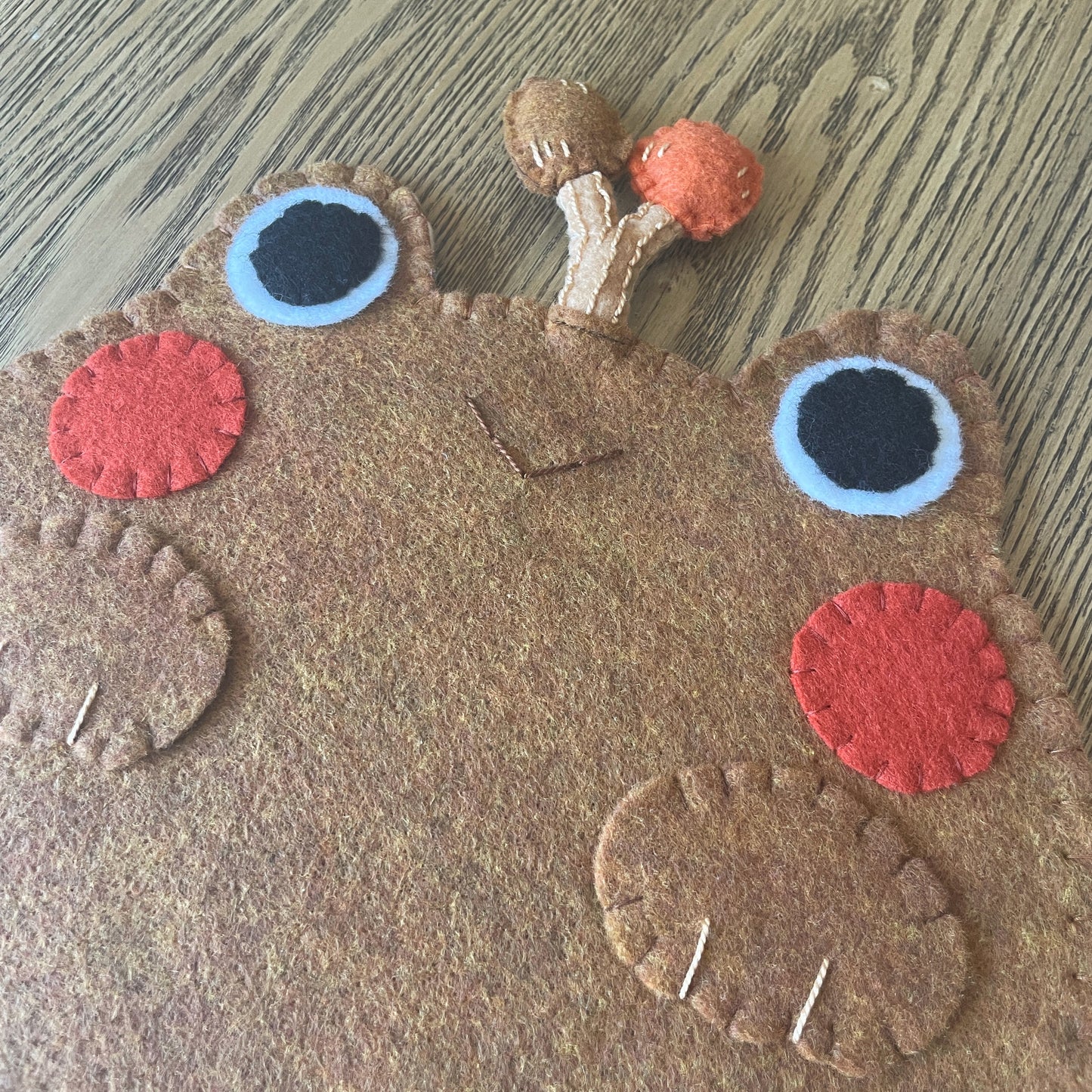 Brown Tan Frog Felt Pin Banners