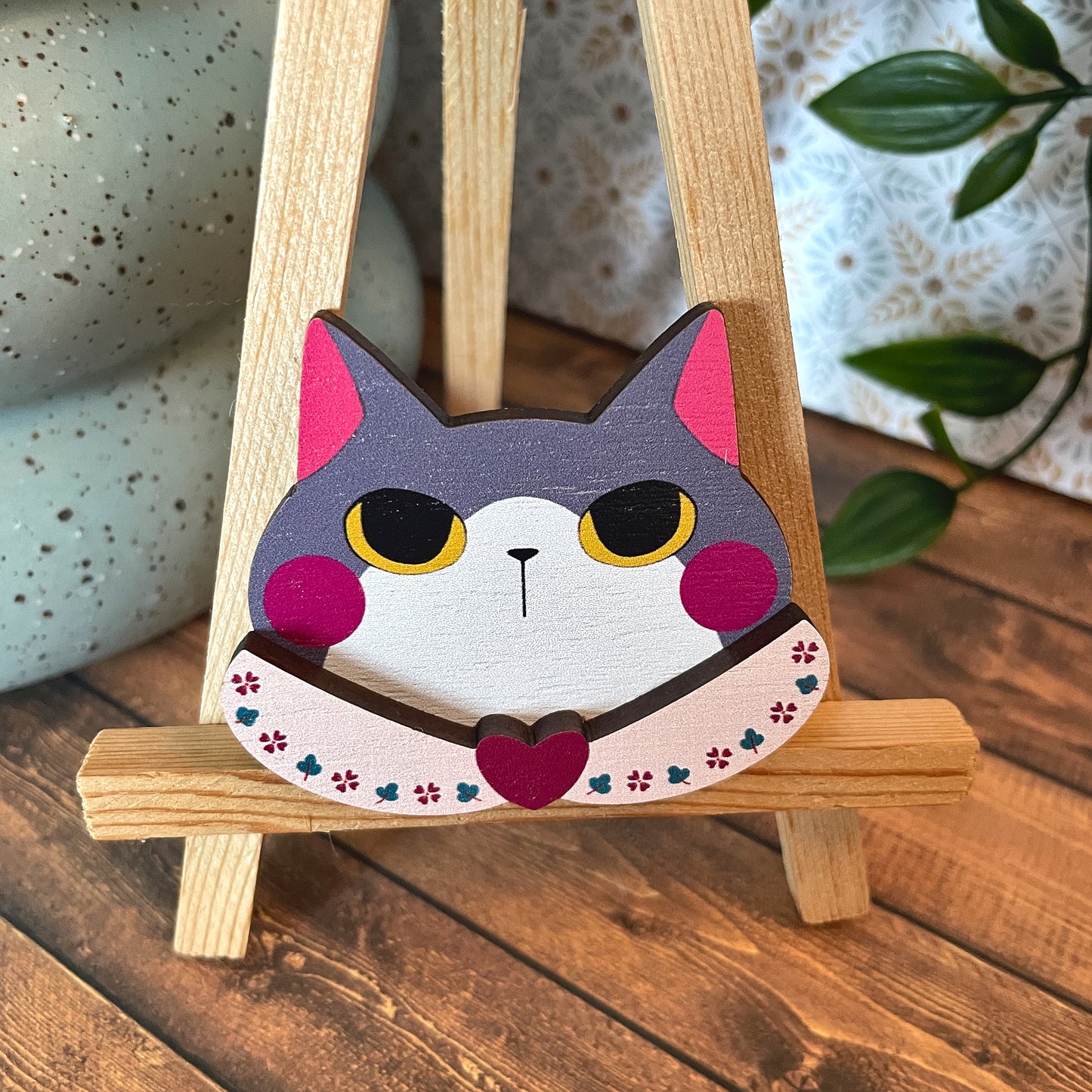 (Collars) Cat Dress-up Friends Pins or Magnets