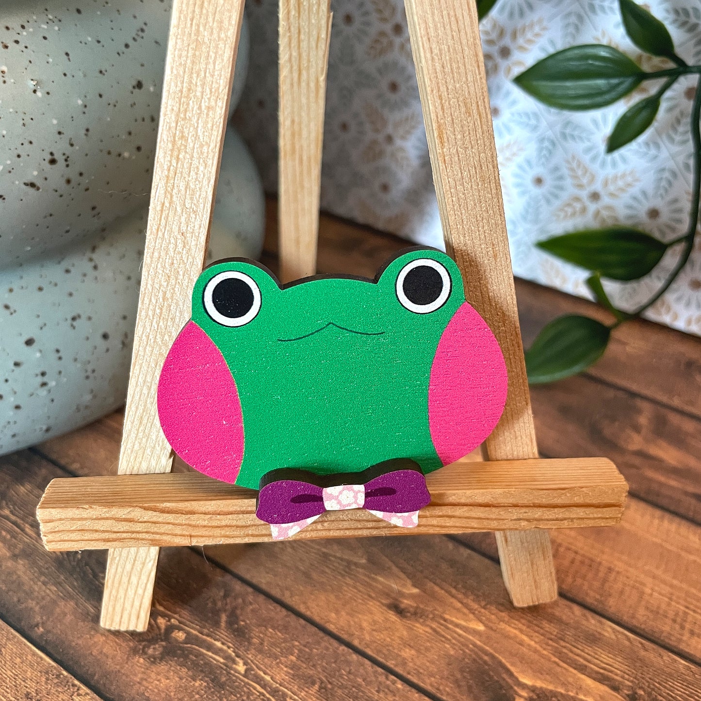 (Bows) Frog Dress-up Friends Pins or Magnets