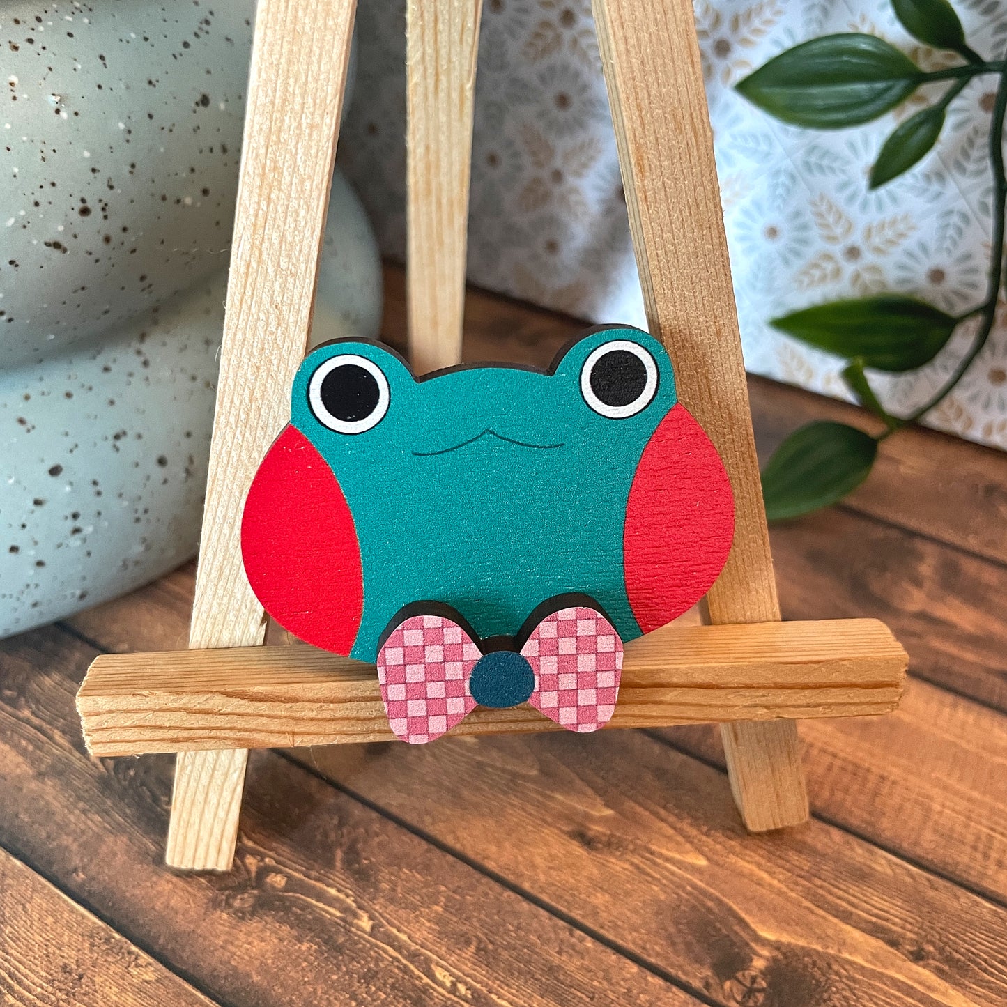 (Bows) Frog Dress-up Friends Pins or Magnets