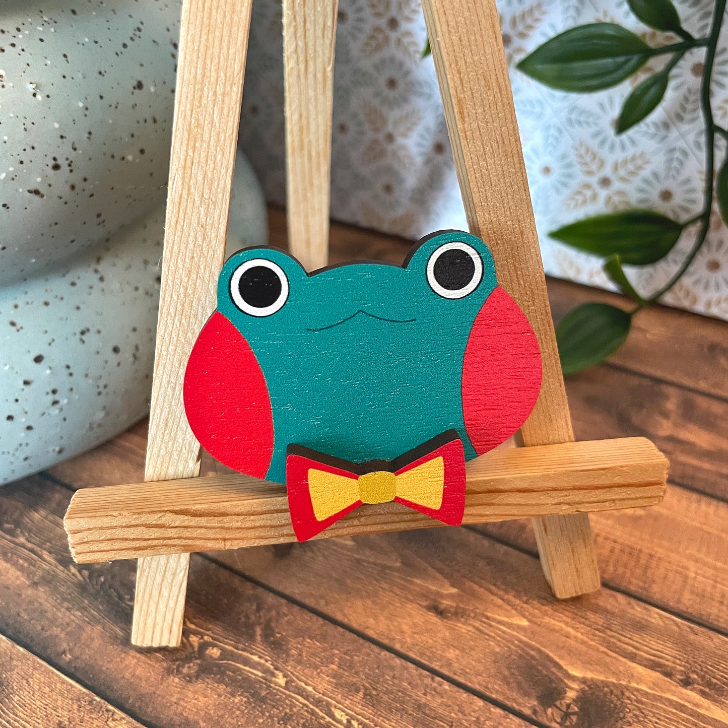 (Bows) Frog Dress-up Friends Pins or Magnets