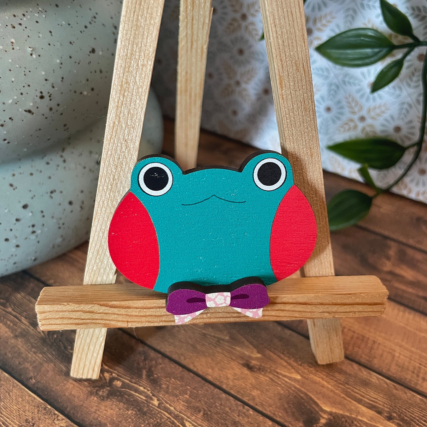 (Bows) Frog Dress-up Friends Pins or Magnets