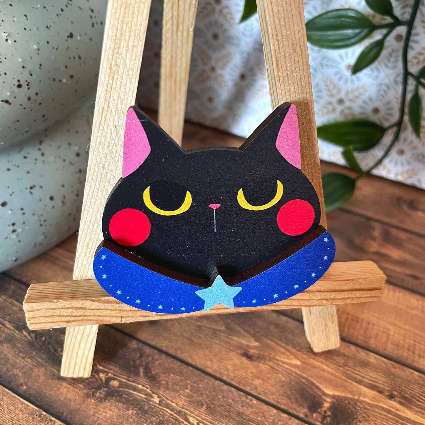 (Collars) Cat Dress-up Friends Pins or Magnets