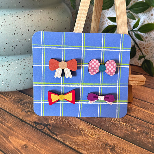 Bow-tie Mini Wooden Pin Set